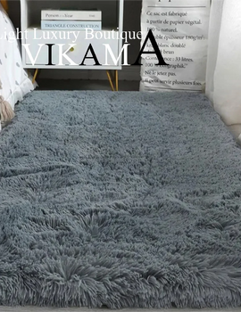 "VIKAMA Soft Silk Pink Carpet – Stylish Washable Rug for Teenage Bedroom & Living Room Decor"